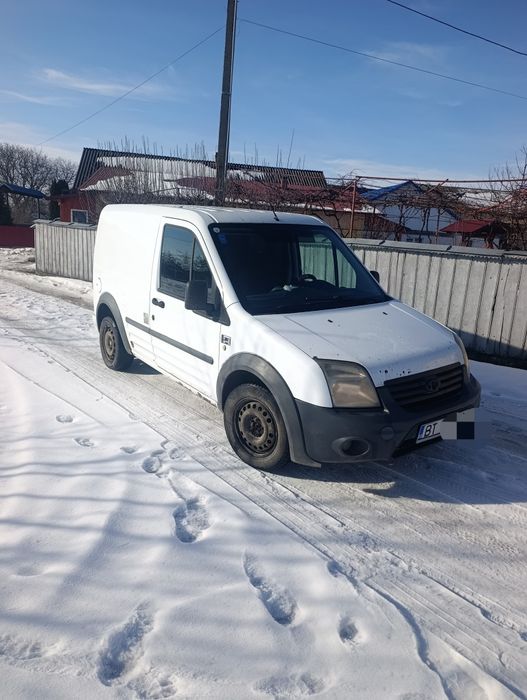 Vând Ford Connect  2011