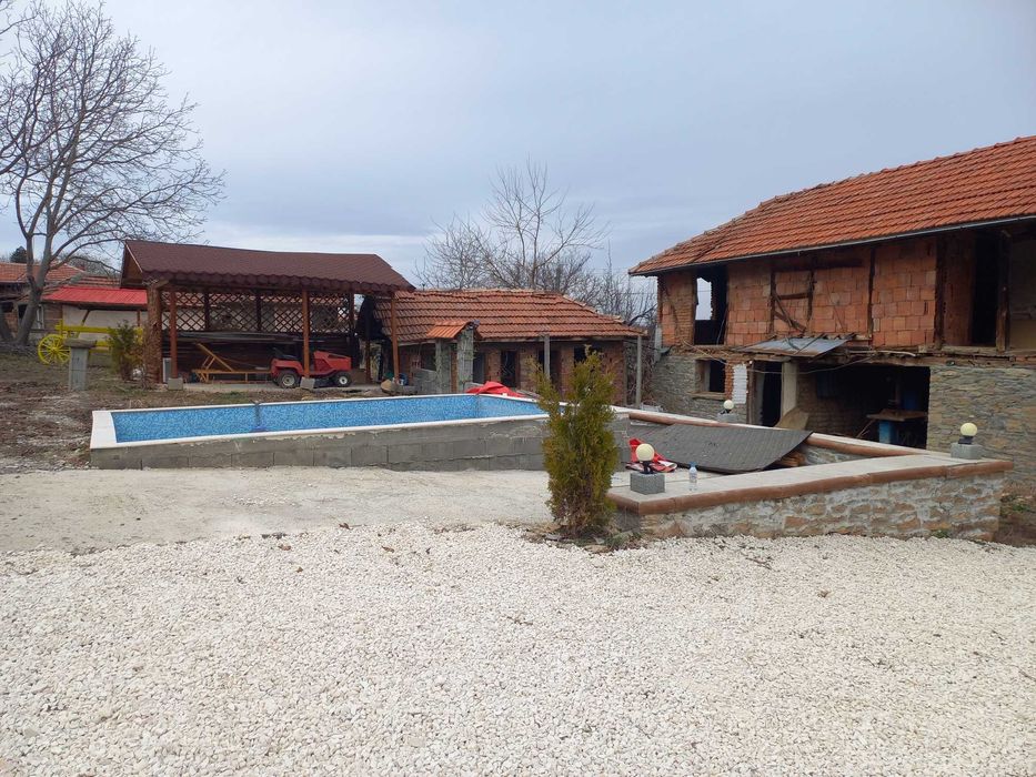 Продава се Къща в с. Пресяка, Област Ловеч - 680 кв.м за 53 €/кв.м - Снимка #14