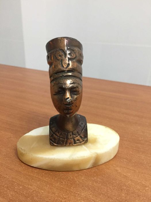 Statuete din bronz cu suport din marmura + scrumiera bronz