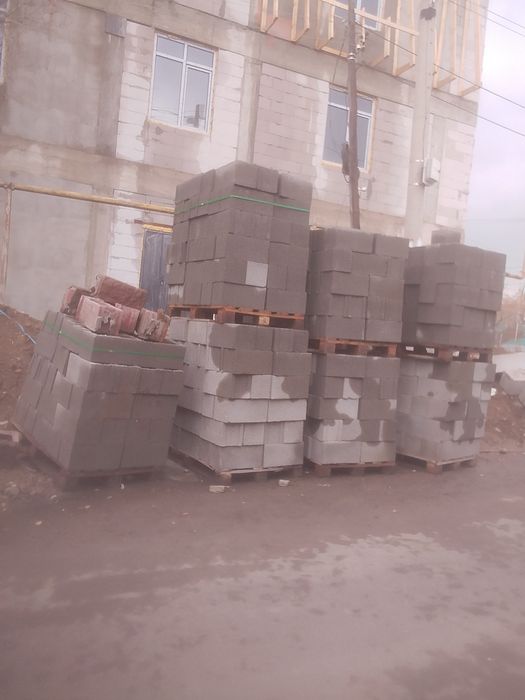 Срочно продаю сплитерный блок 1000 шт (вместе с поддонами)