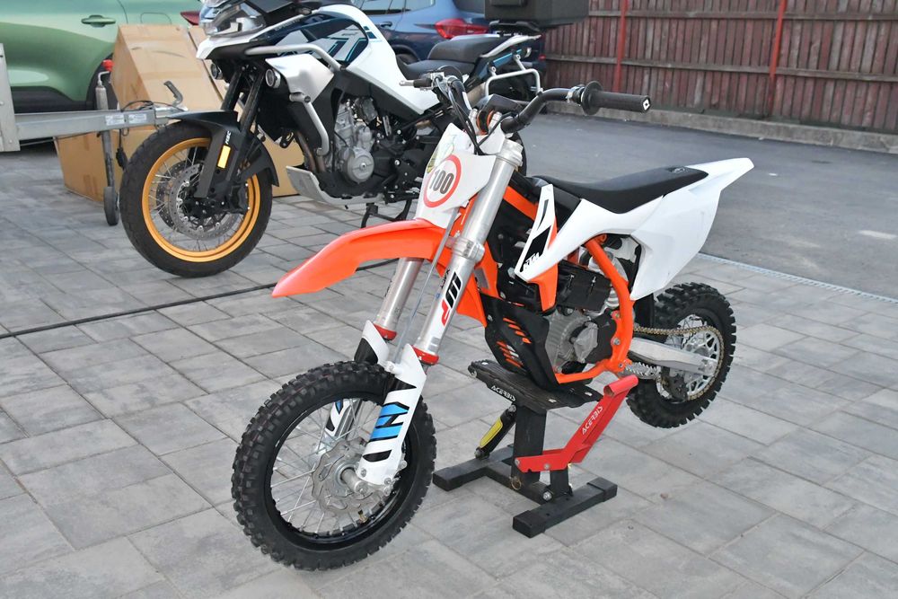 Ktm SX E5 Electric copii similar SX 50cc sau 50cc mini