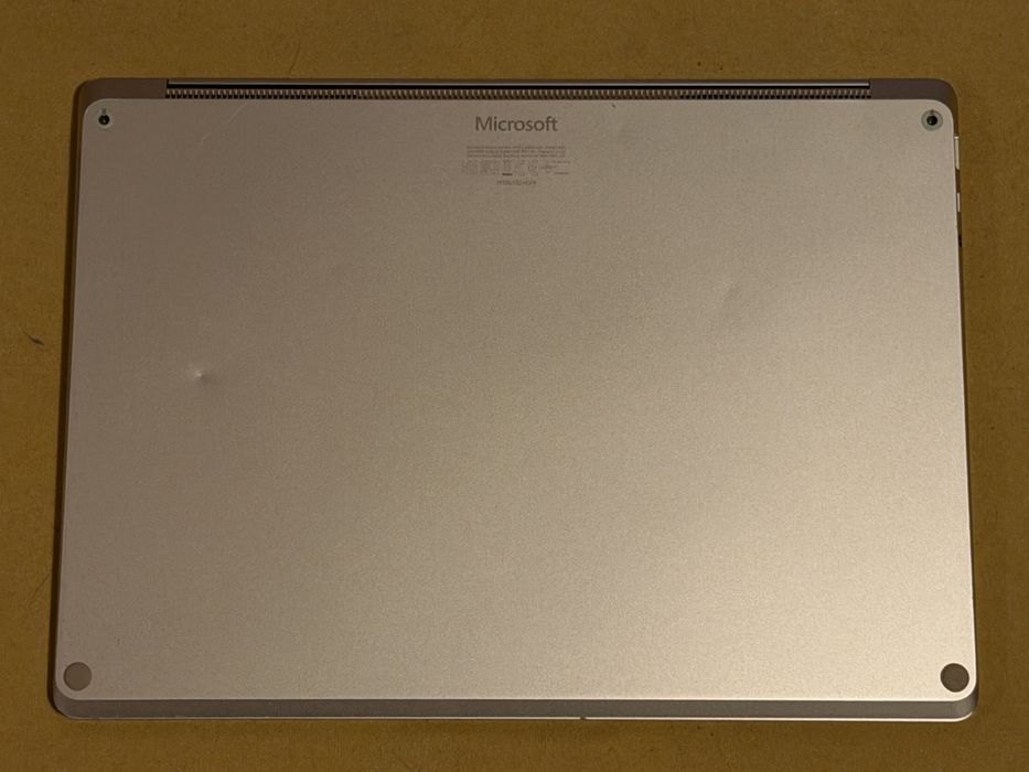 Microsoft Surface Laptop 5 - 13.5” procesor  i5 ram 8GB SSD 512GB