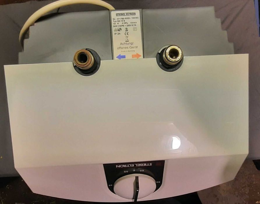 Малък обемен бойлер 10 литра Stiebel Eltron SN10S