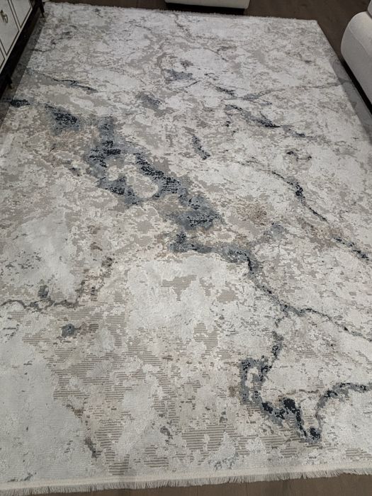 Продаю ковер размер 300/400 Турция