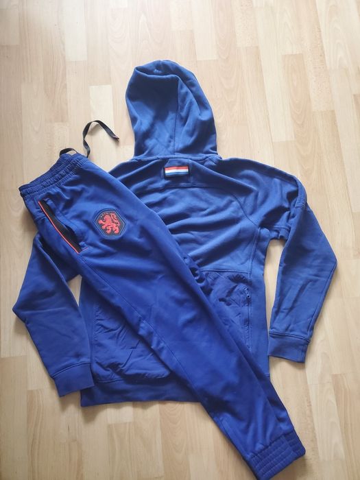 Оригинален екип Nike Dri-Fit S