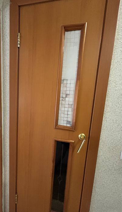 Продам межкомнатные двери