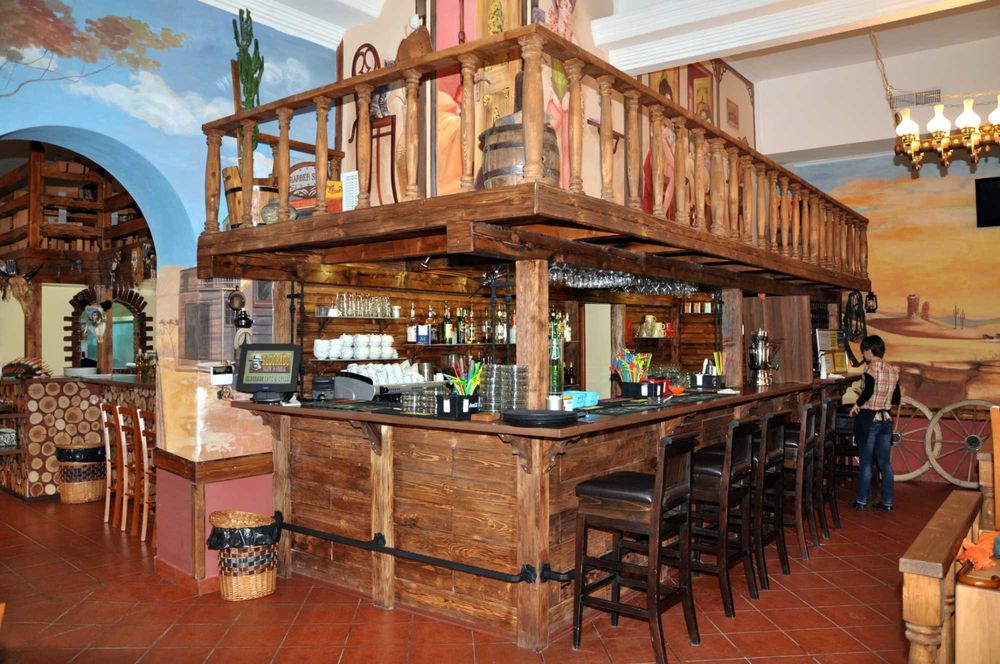 Mobilier pentru pensiuni, case de vacanta, cabane,, restaurante