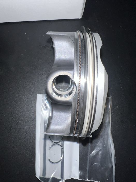 Piston MV Agusta F3 675 RC NOU