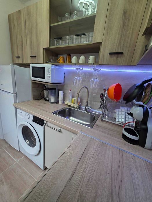 Дава се под наем Двустаен апартамент в Русе, Дружба 2 - 42 кв.м за 327.93 € - Снимка #1