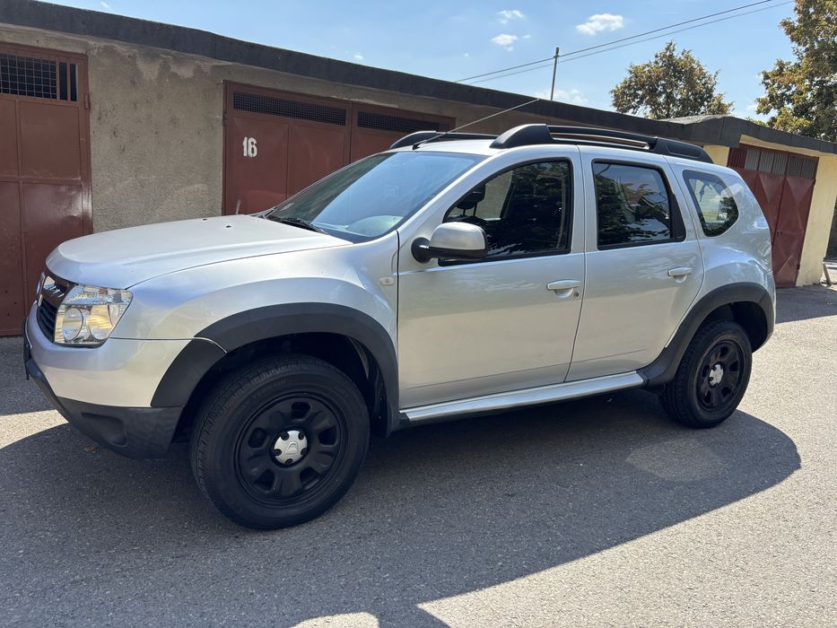 Dacia Duster Laureate 1,6 16 v benzina
