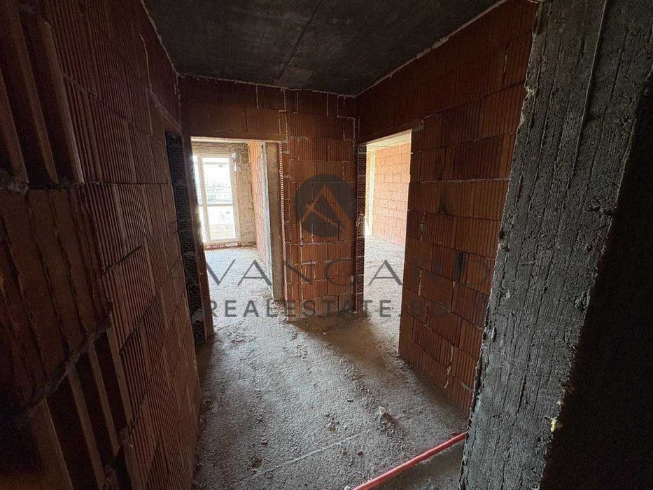 Продава се Двустаен апартамент в Пловдив, Кючук Париж - 74 кв.м за 1310 €/кв.м - Снимка #2