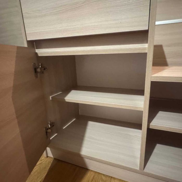 Продам обувницу с тумбой