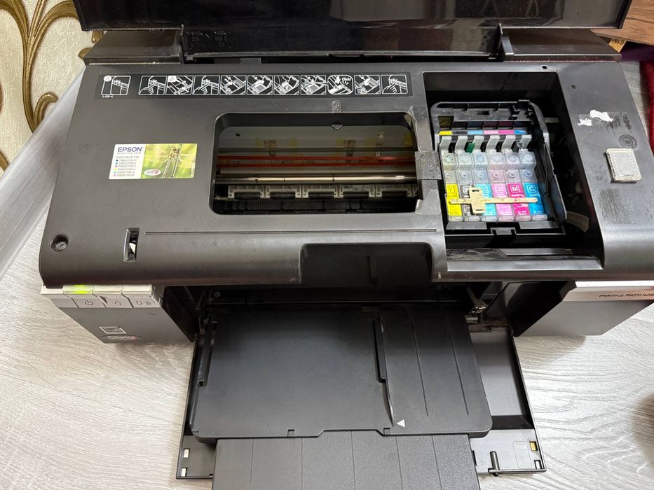 Принтер epson r295 состояние хорошее