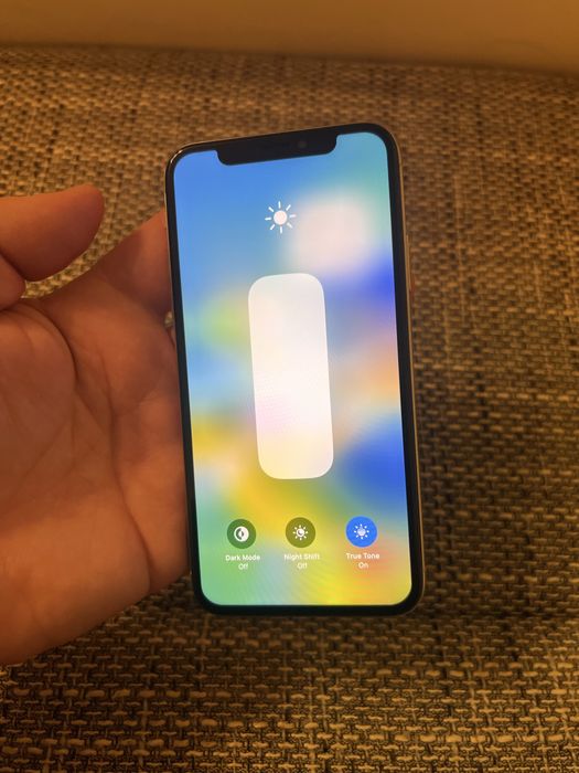 iPhone X Silver 64 GB | Baterie 90% | Face ID ok