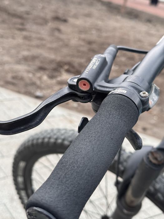 Велосипед с гидравлическим тормозом