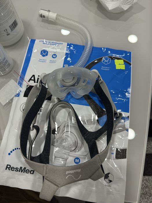 CPAP апарат за сънна апнея ResMed AirSense 10 AutoSet – като нов, пълен комплект
