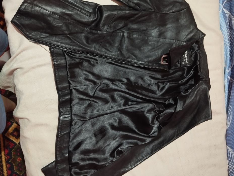 Кожаная куртка ( овчина)