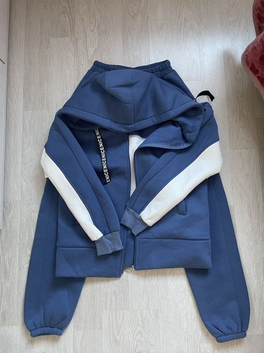 Продам мужской костюм