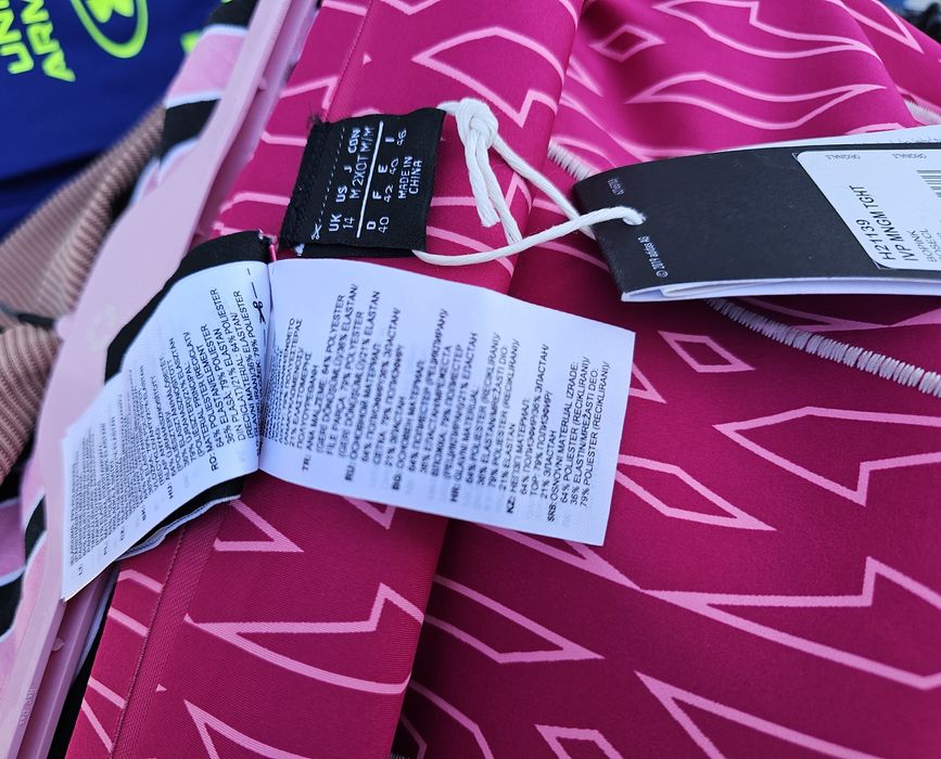 Adidas Ivy Park оригинален дамски клин нов М размер