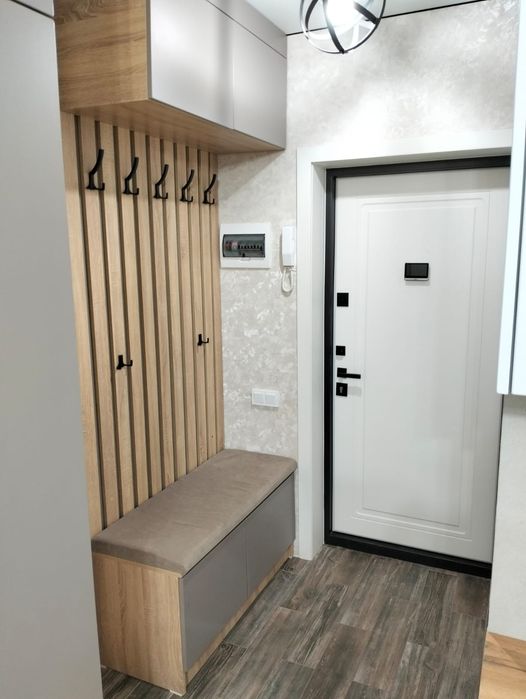 Сдам квартиру студию помесячно