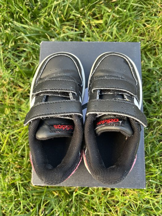 Оригинални маратонки Adidas