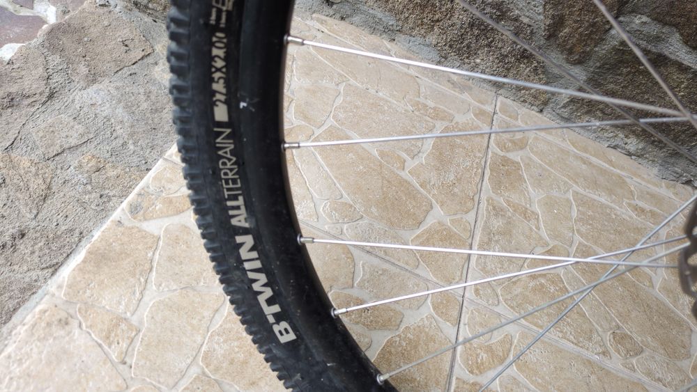 Vand bicicleta B'TWIN rockrider 520 URGENT!!