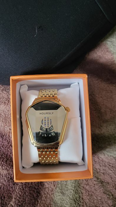 Сагат сатылады новый