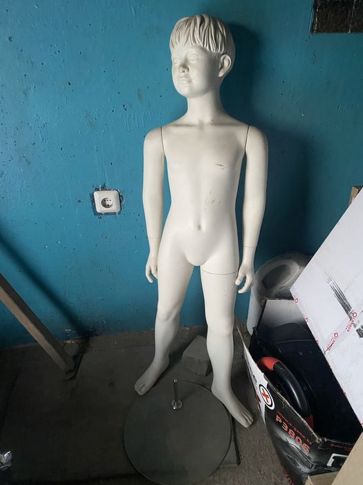 Маникен продам 25000