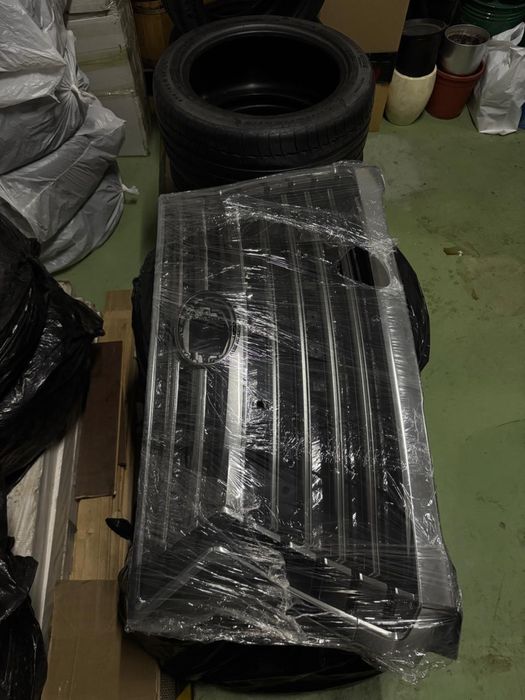 Решотка от LX570 оригинал