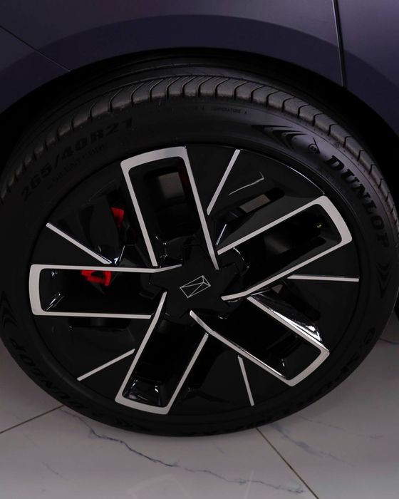 Продаётся космолет AVATR 12 GT, в обвесе, на пневме