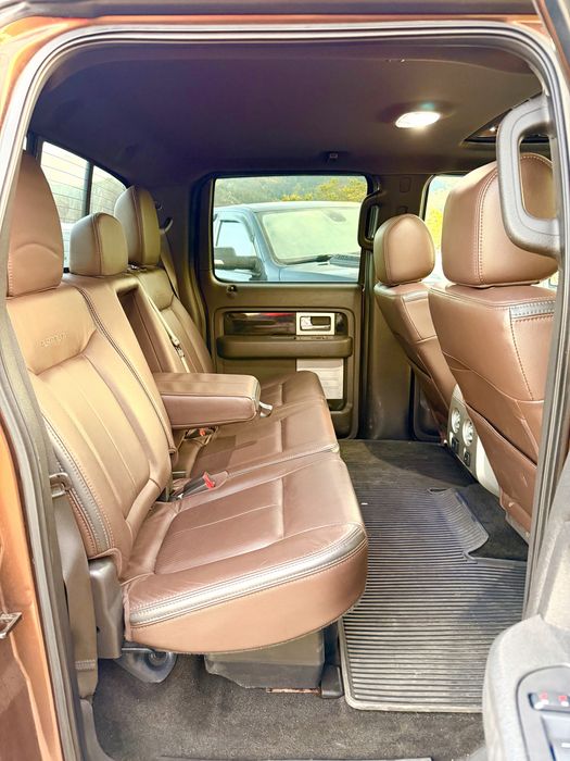 Ford F150 6.2 L  V8 PLATINUM Full Full  AUTOUTILITARA impozit 950 ron Panoramic,Camere Masalier , Roti 35 , Interior Deosebit Piele Inmatriculata RO