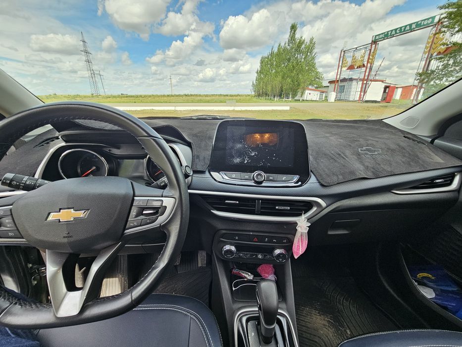 Продам авто Chevrolet Tracker 2024