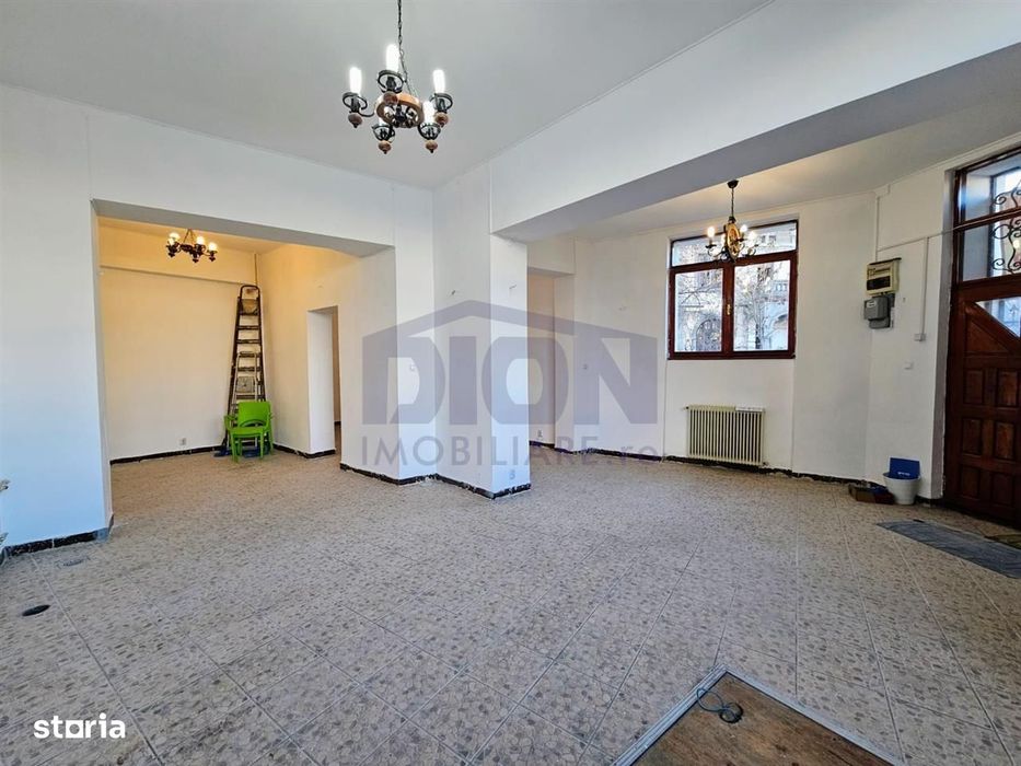 Vila moderna pretabila  clinica, office sau spatiu comercial