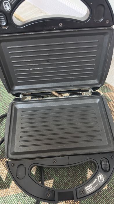 Продам грильницу