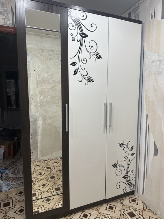 Шкаф 3х дверный,состояние хорошее.