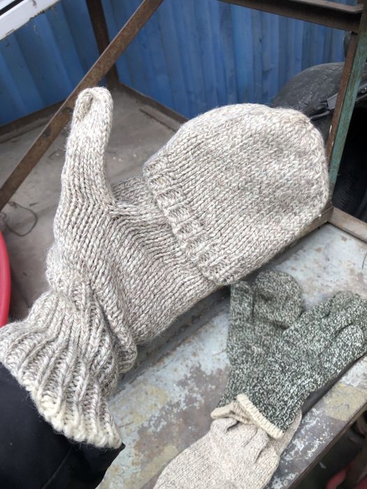 Перчатки по 200 тенге зимние