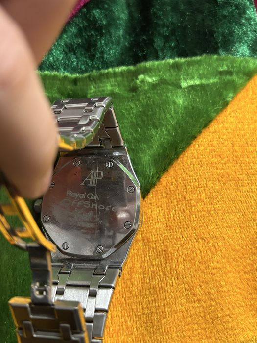 Продам часы  для рук