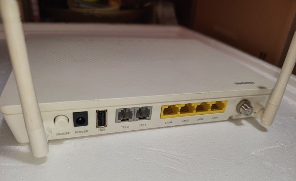 Router Huawei cu incarcator original Brasov • OLX.ro