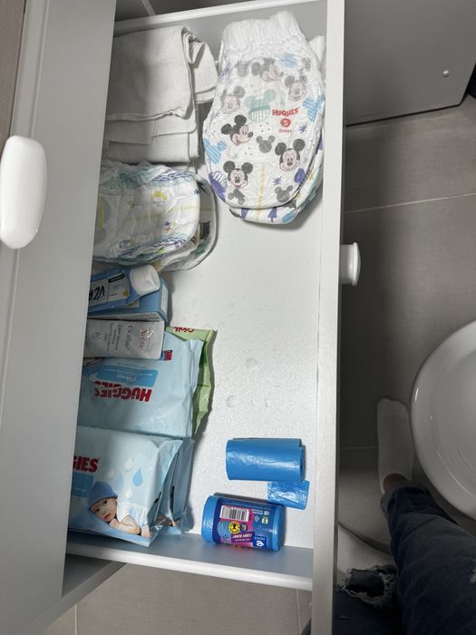 Masa de infasat cu cadita