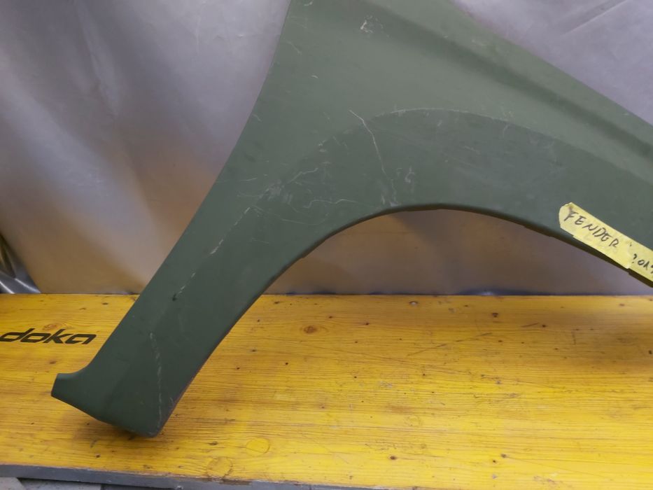 Калник Mitsubishi Fender 2019/22г