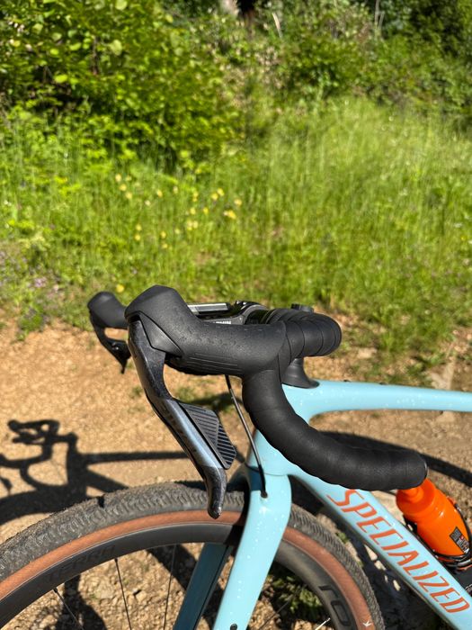 Bicicleta gravel Specialized Diverge Expert cu upgrade