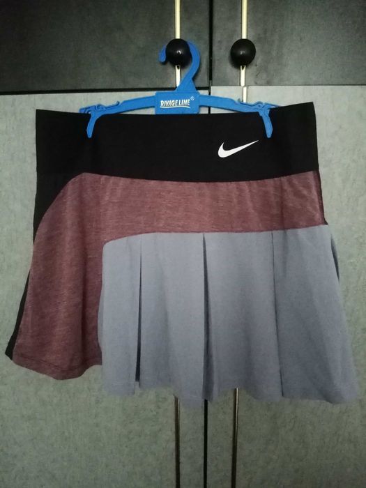 Спортна тенис пола Nike  L-нова ,спортен дамски клин М- Body Engineers