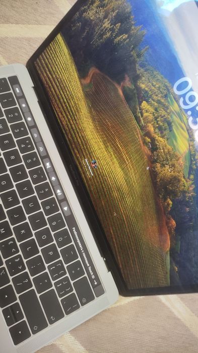 Macbook pro 256 gb 2018 продам макбук про