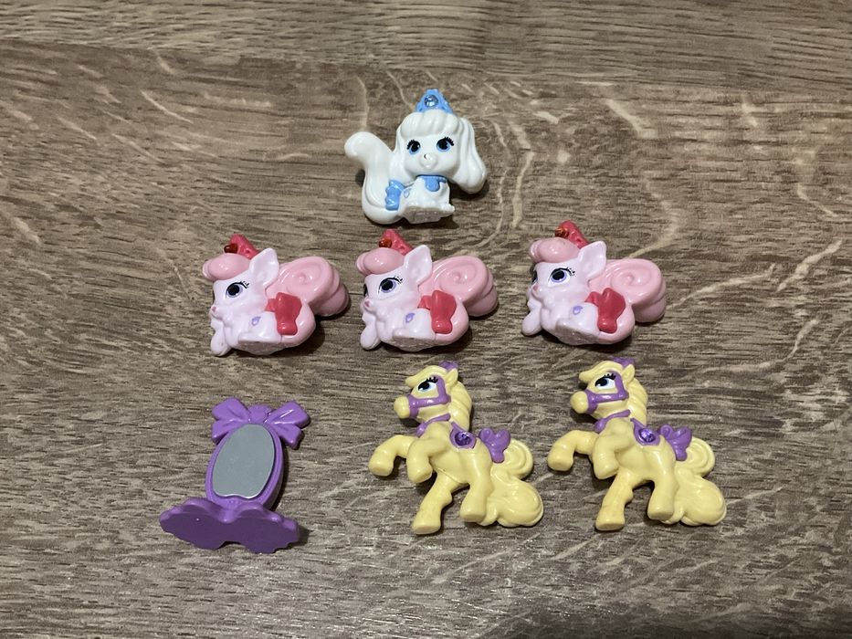 Разные коллекции киндер фигурок. Старые и новые коллекции