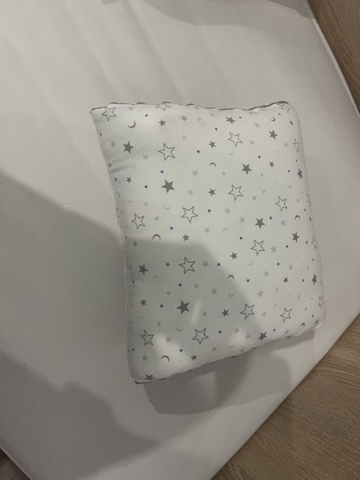 Възглавница за кърмене Lansinoh