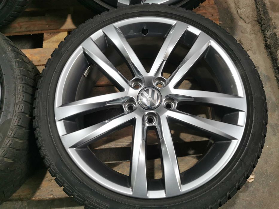 Jante Originale Vw Golf  7 . R 18 cu anvelope de iarna