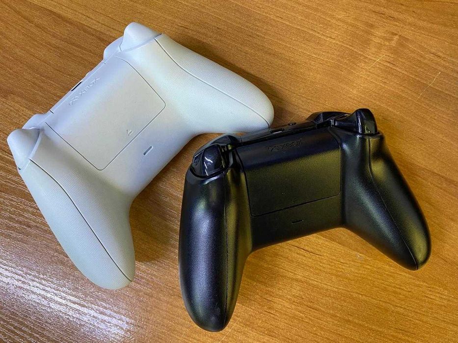 Xbox One X 1Tb 2 Геймпада Игры Mk11 Ufc и др