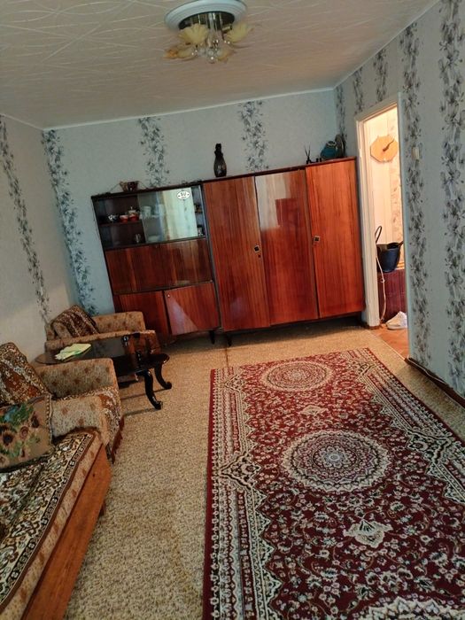 Квартира , жить можно .