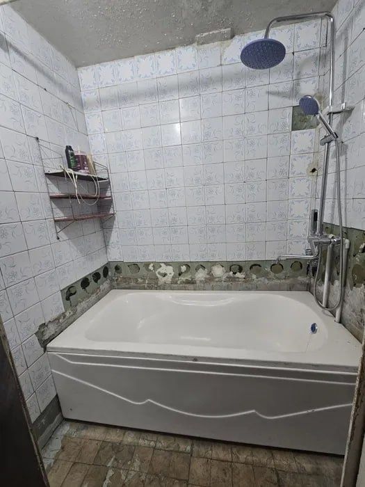 Продаётся 2-х комнатная квартира в Сергели 4