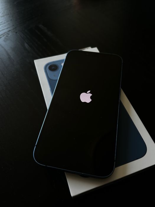 Iphone 13 Blue version